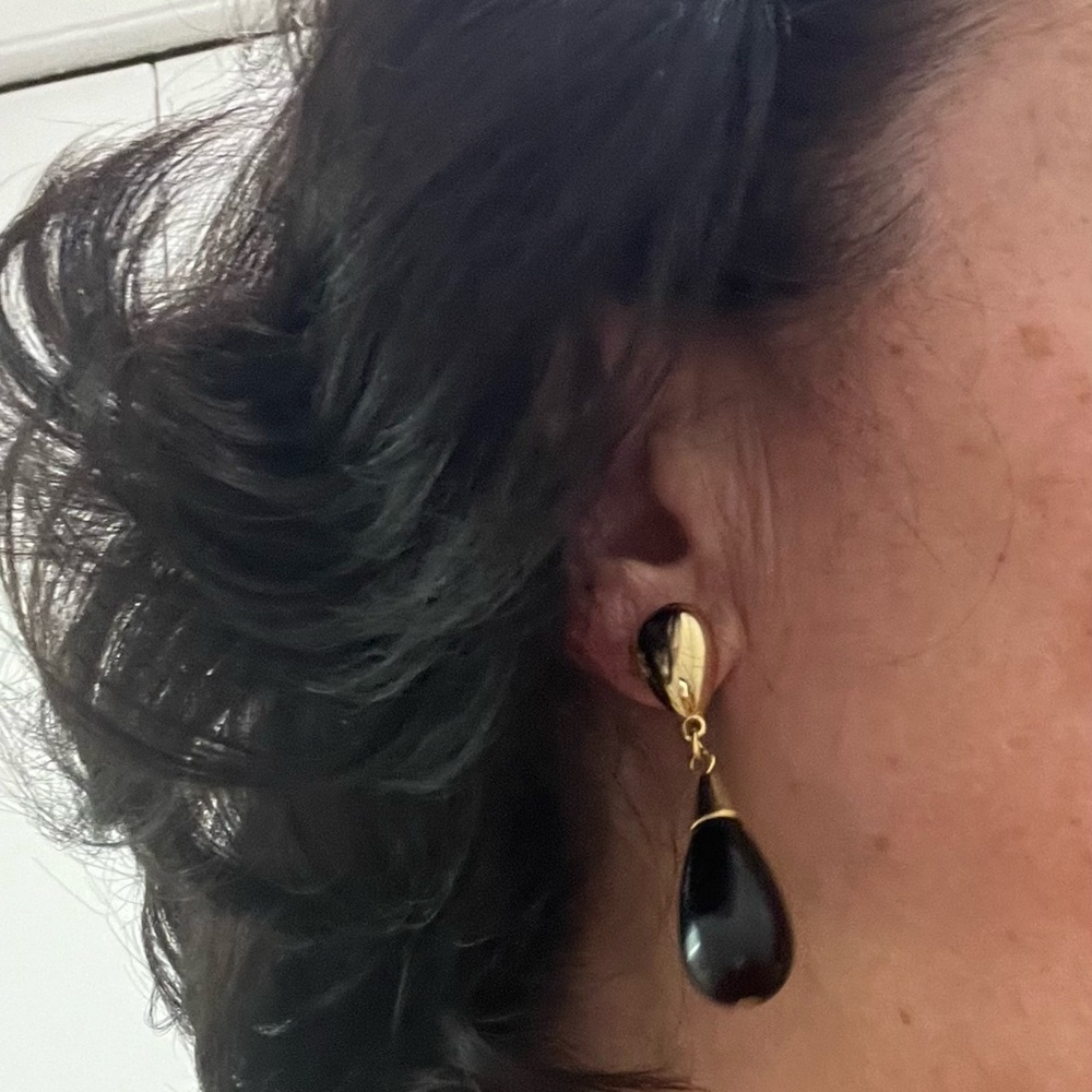 Elegant Gold and Black Teardrop Earrings